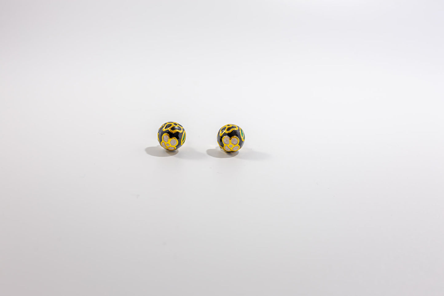 Round Black with Flower Stud Earring