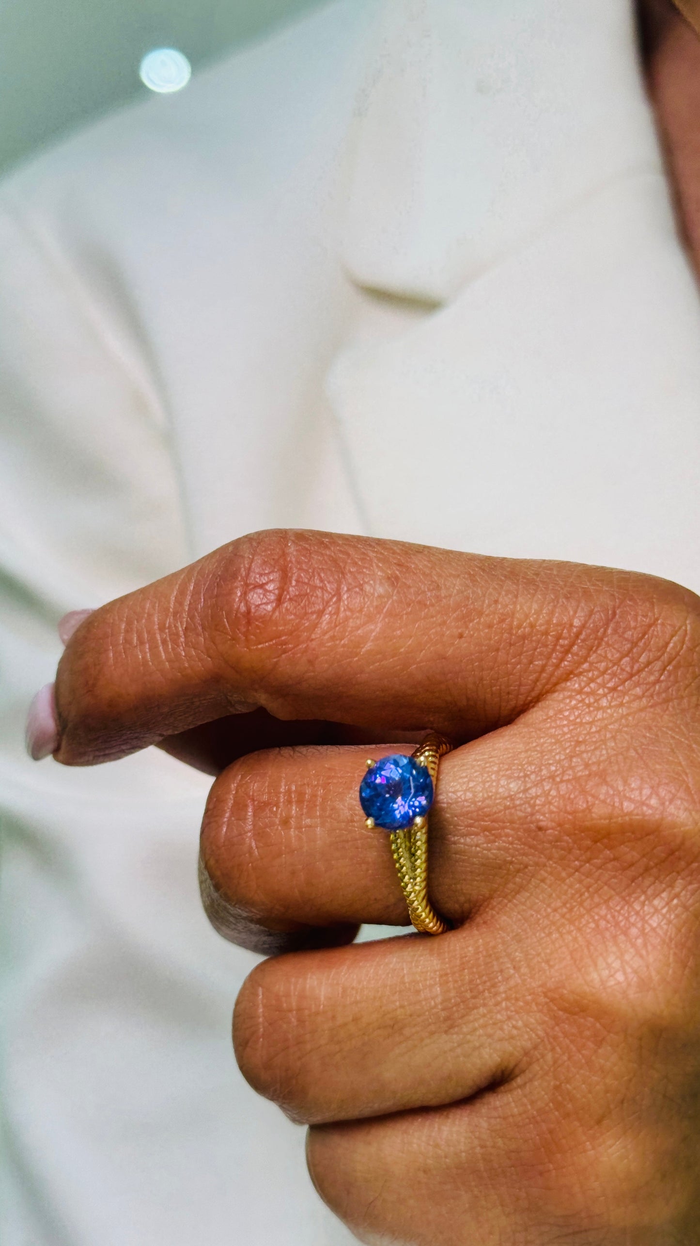 Tanzanite Round Ring In 18K Yellow Gold - AiJi World