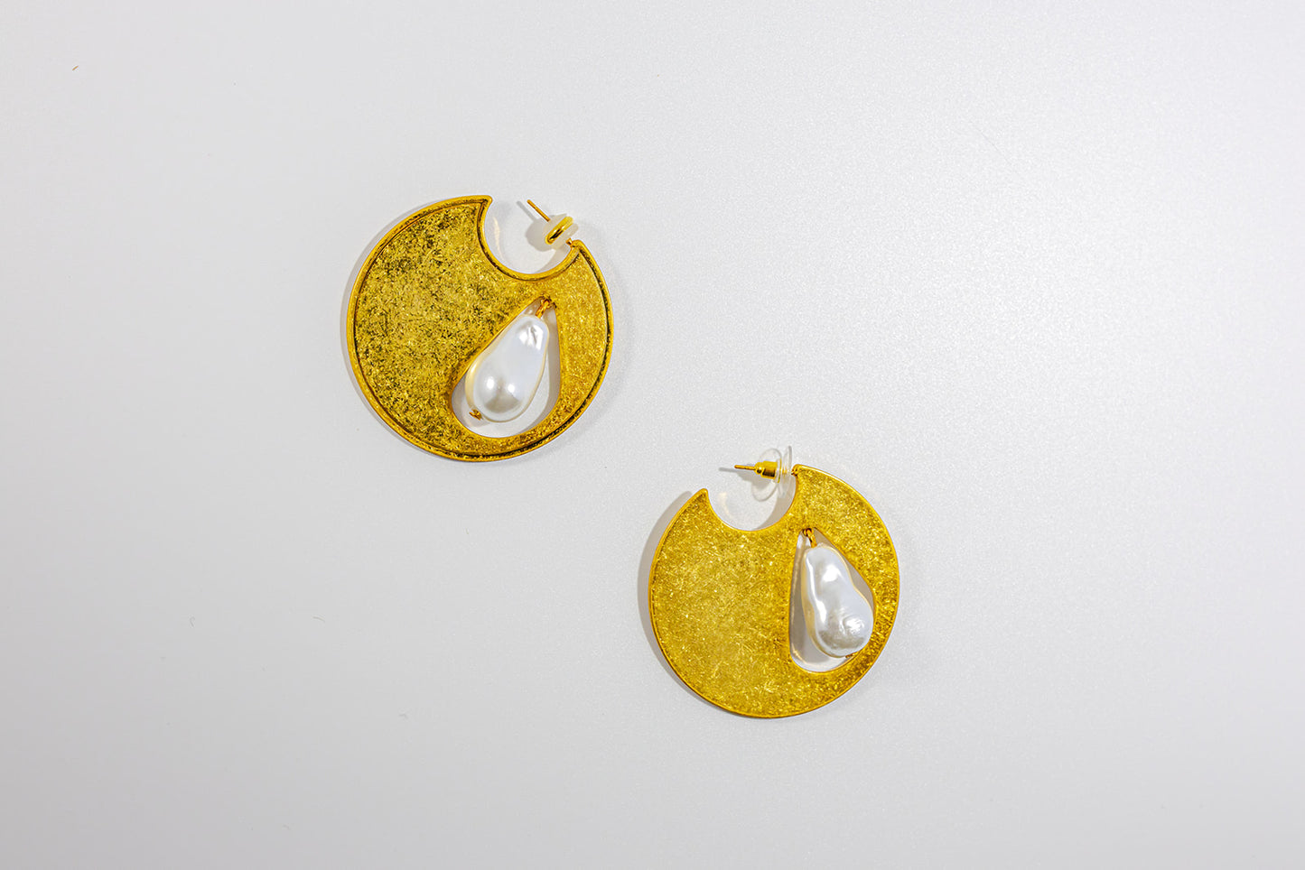 Baroque Pearl & Disc Hoop Earrings