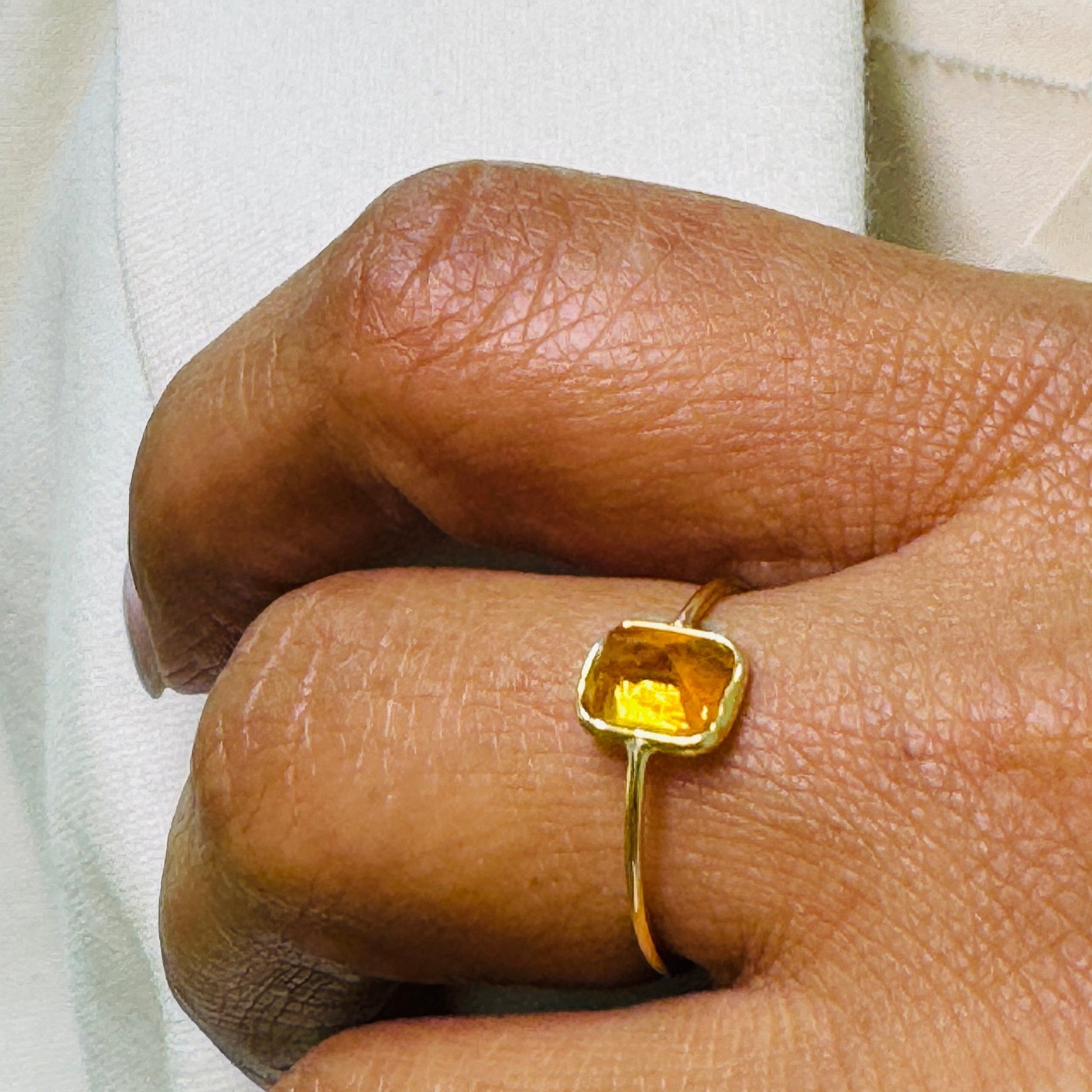 Yellow Sapphire Rectangle Ring In 18K Yellow Gold - AiJi World 