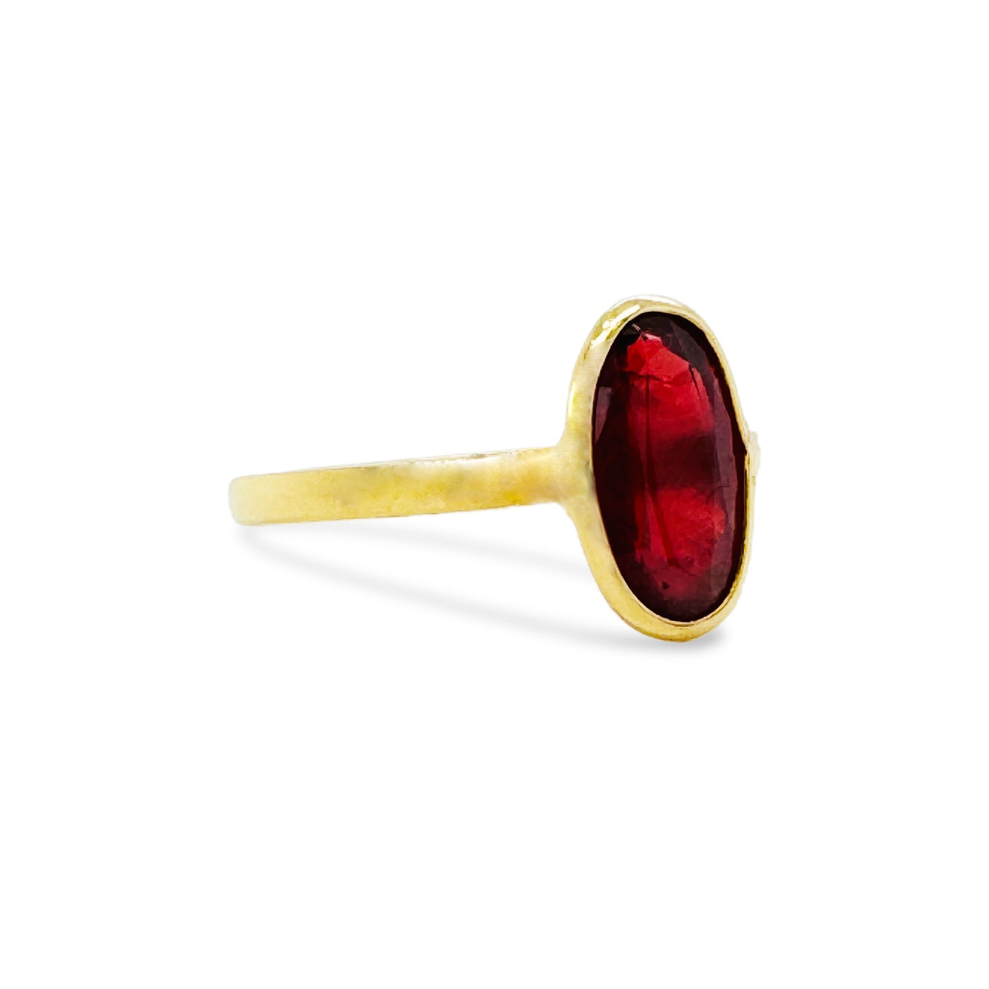 Orange Sapphire Oval Ring In 18K Yellow Gold - AiJi World 