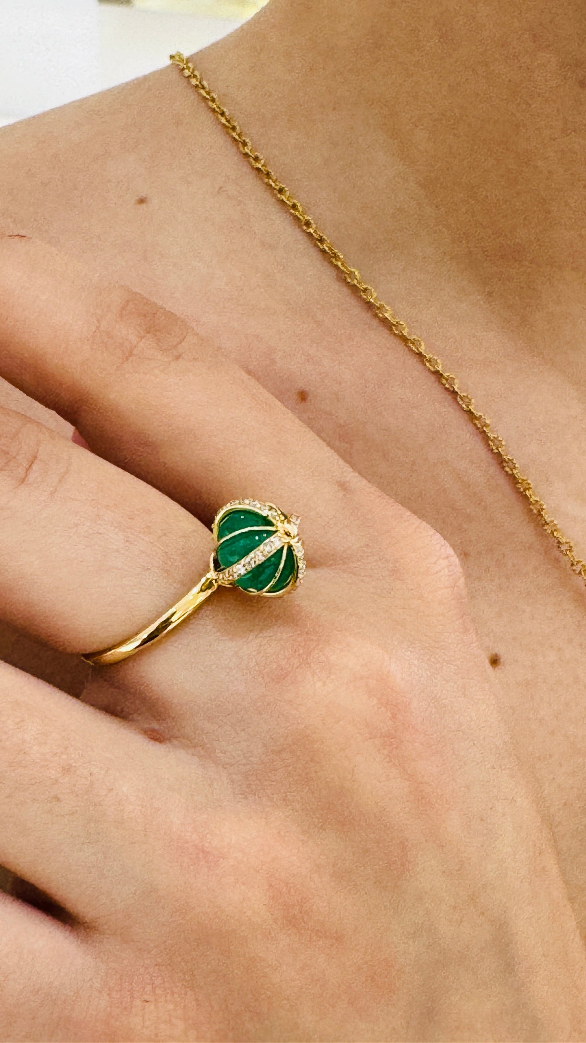 Emerald Beads & Diamond Ring In 18K Yellow Gold - AiJi World 