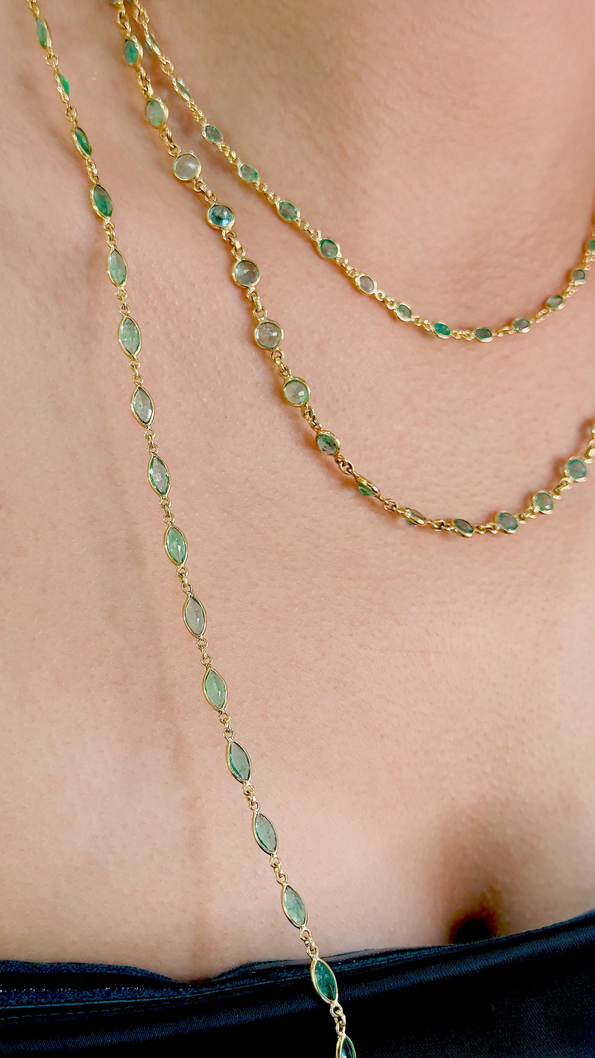Emerald Marquise Necklace In 18K Yellow Gold - AiJi World 