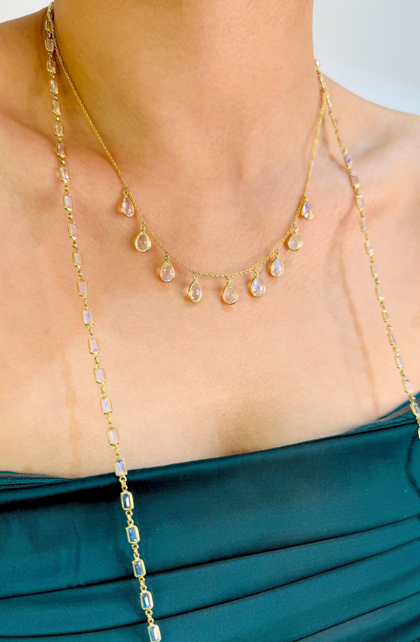 Rainbow Moonstone Pear Shape Necklace In 18K Yellow Gold - AiJi World 