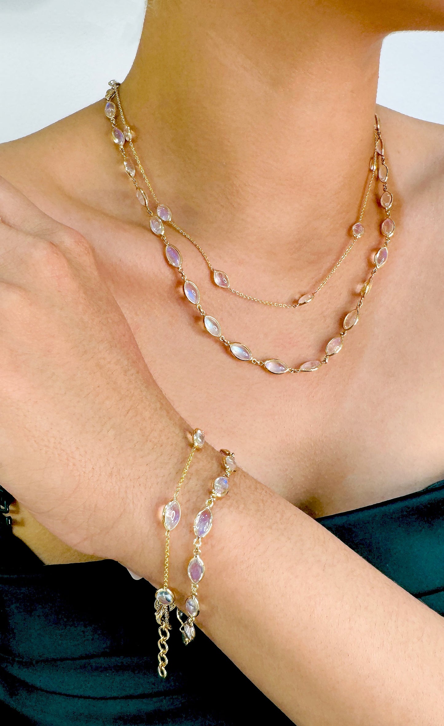 Rainbow Moonstone Marquise Necklace In 18K Yellow Gold - AiJi World 