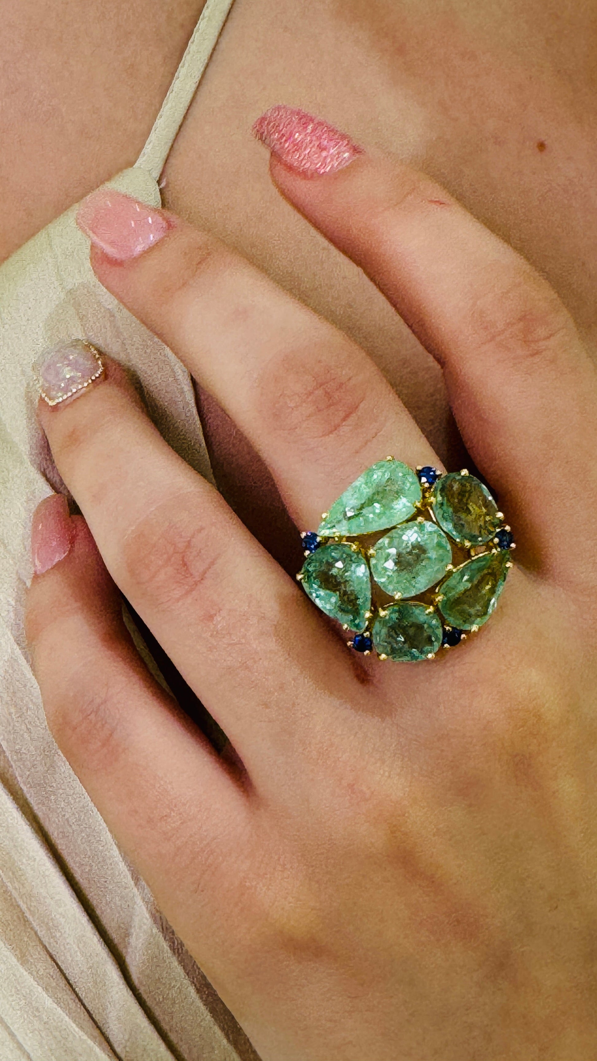 Paraiba Tourmaline Mix Shape & Blue Sapphire Rd. Ring In 18K Yellow Gold - AiJi World 